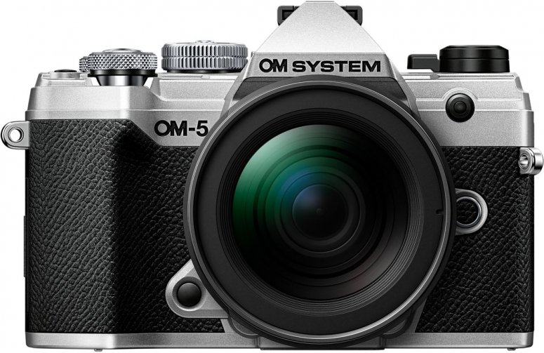OM System OM-5 silber + 12-45mm f4,0 PRO