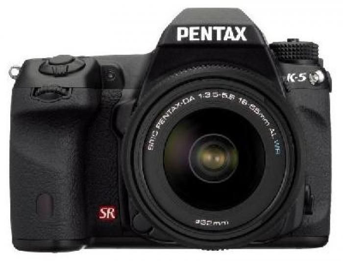 Pentax K-5 + SMC-DA 18-55 WR