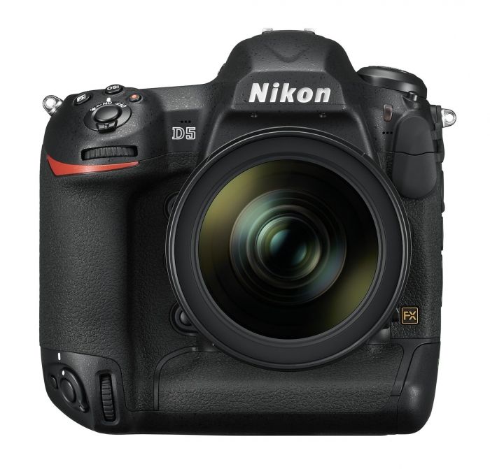 Nikon D5 CF + AF-S Nikkor 24-70mm f2,8E ED VR