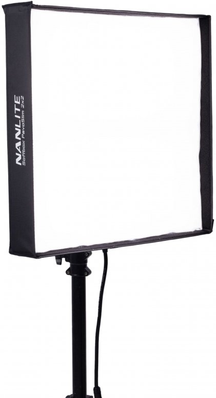 Caractéristiques techniques  NANLITE PavoSlim 240C Luminaire de surface multifonctionnel Full-Color