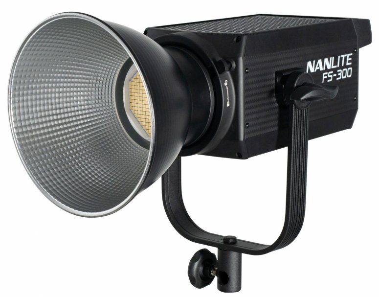Technical Specs  NANLITE Studio Spotlight FS-300 300W