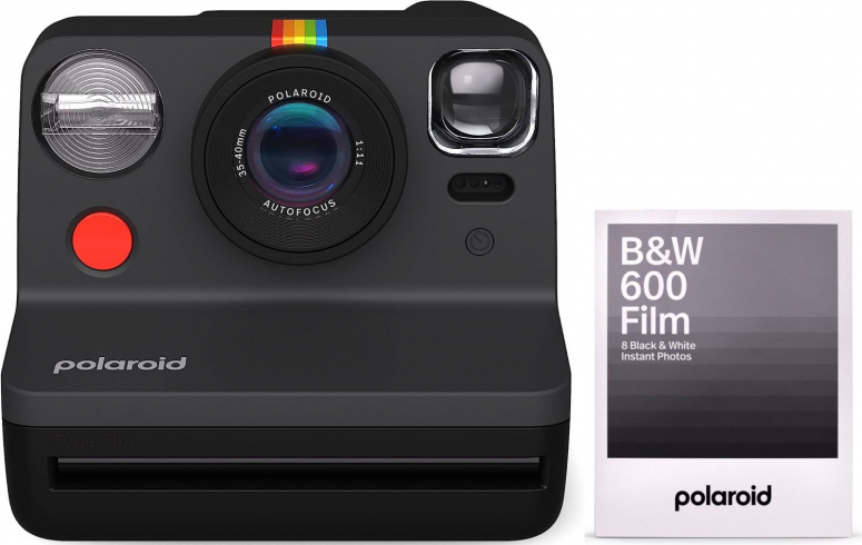 Polaroid Now camera black + 600 B&W film 8x