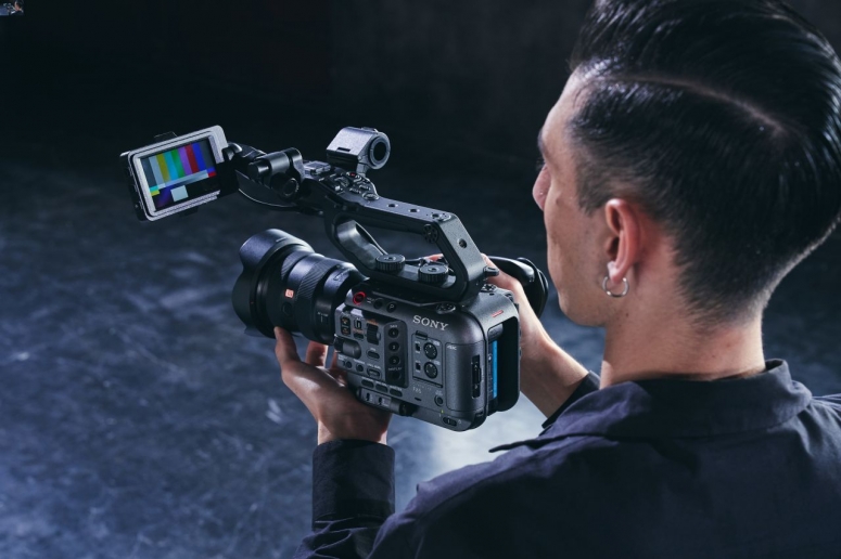Videocamera Sony ILME-FX6V con sistema di montaggio E.