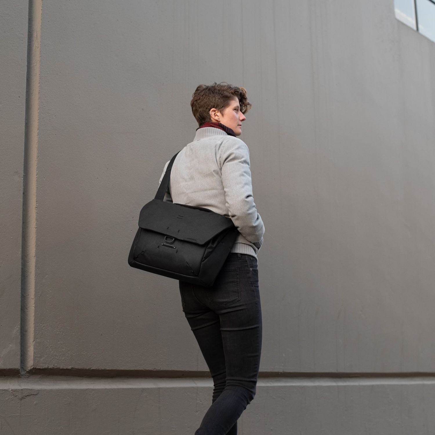 Peak Design Everyday Messenger Bag 13L V2 black - Foto Erhardt