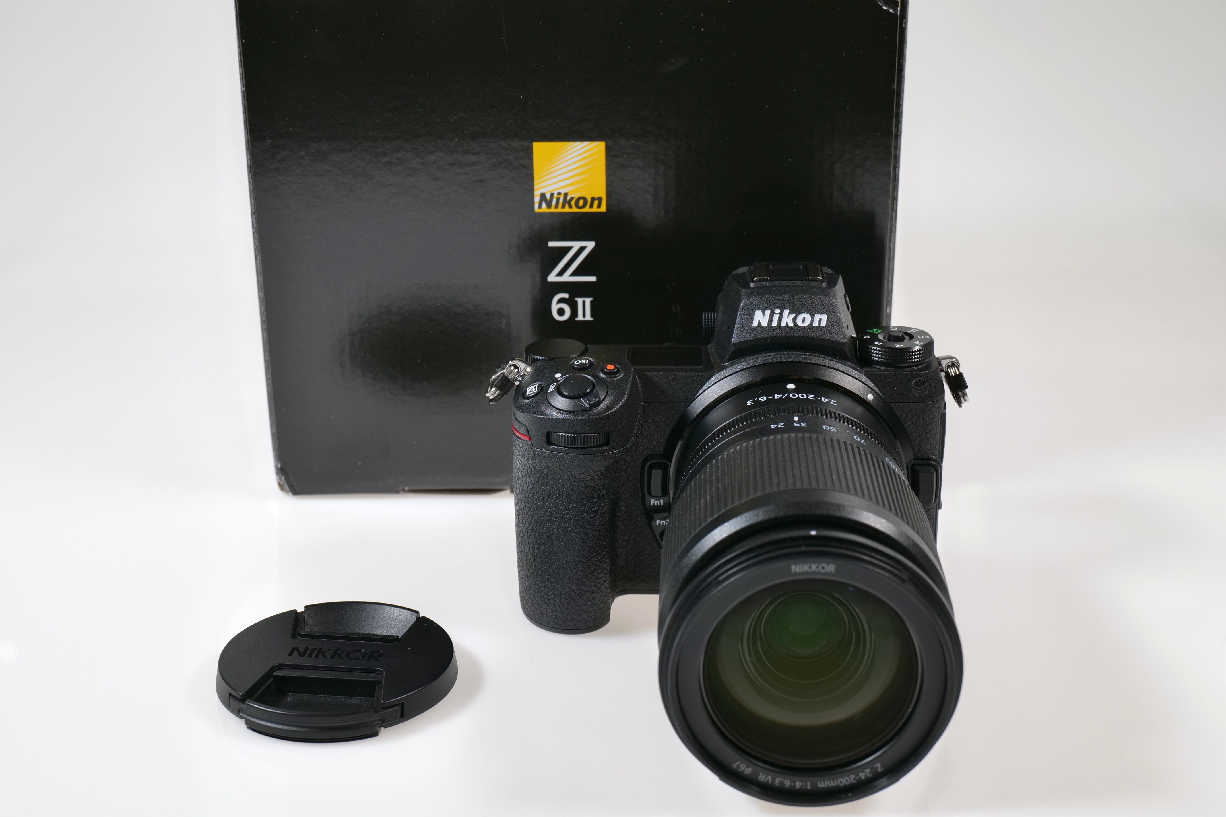 Nikon Z6 II + f4-6,3 / 24-200 used #9162465