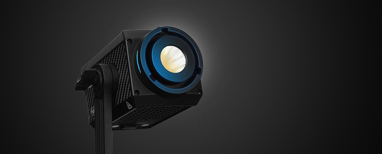 NANLITE Reportage- und Studio-Scheinwerfer Forza 60C Full-Color