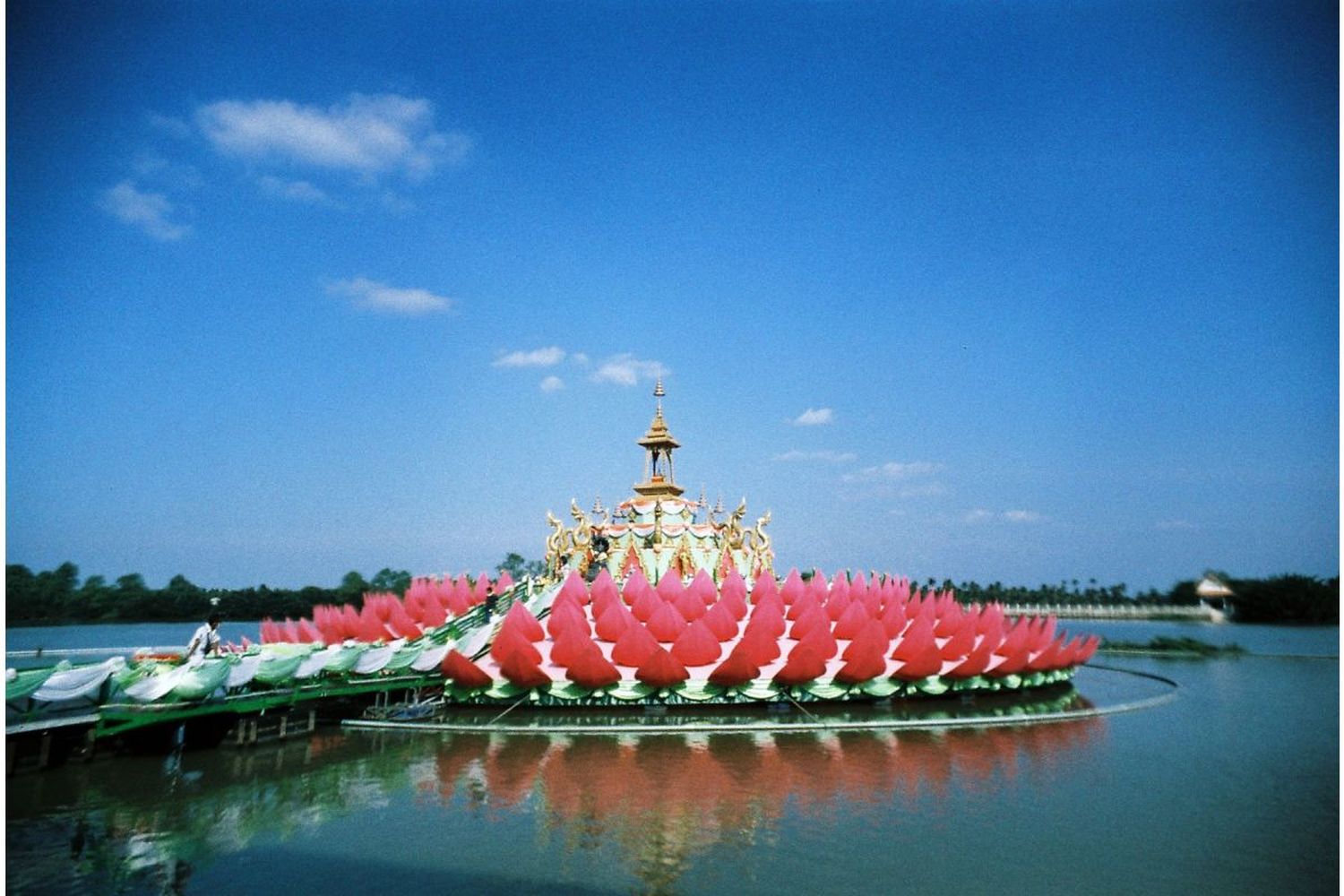 Lomography LomoChrome Color 92 35mm ISO 400