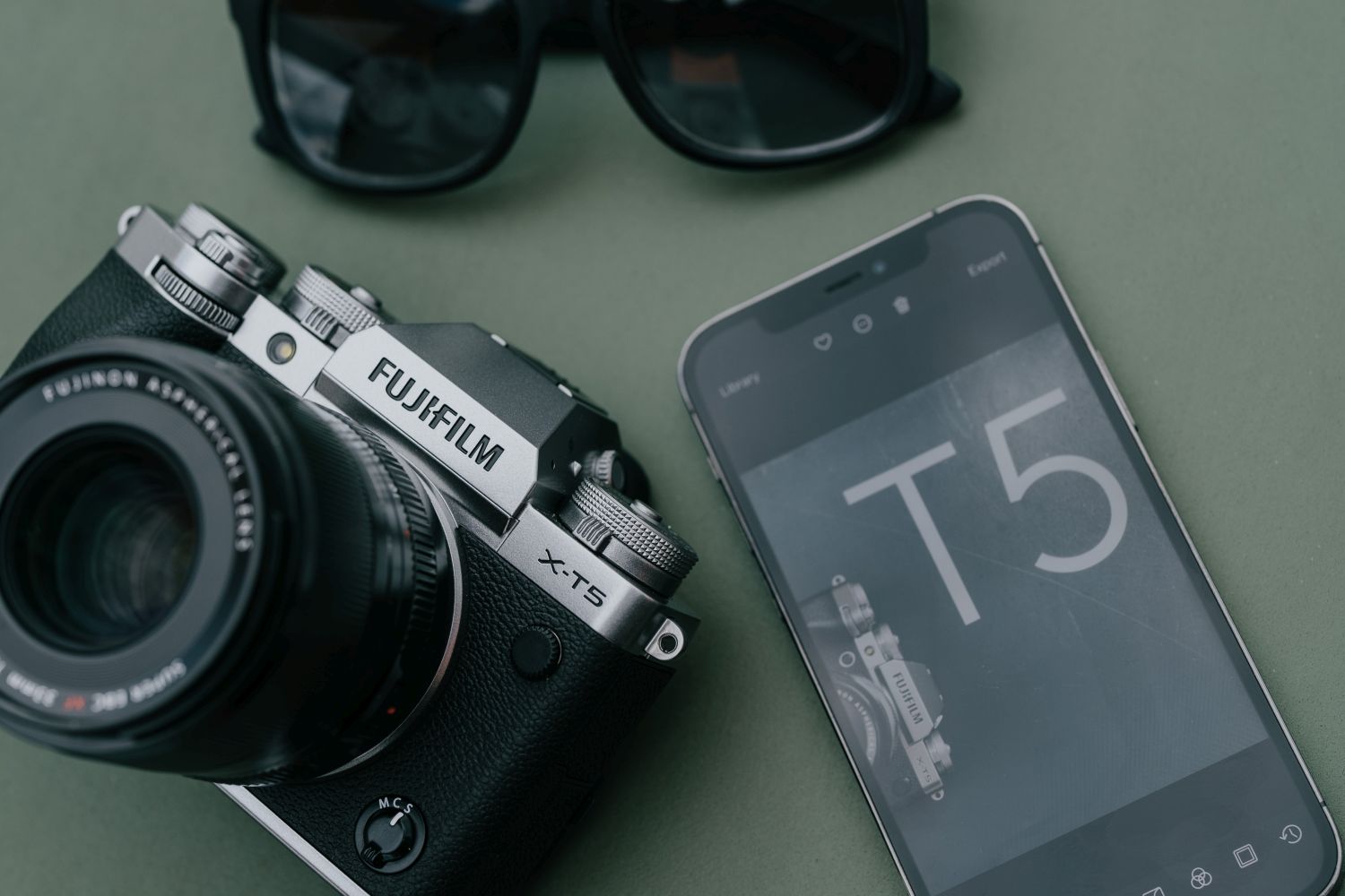 Technical Specs  Fujifilm X-T5 housing silver