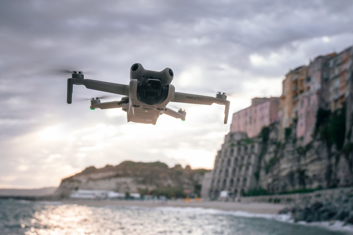 DJI Mini 4 Pro + RC 2 + ND Filterset (ND16/64/256)