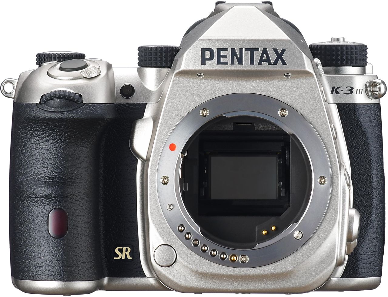 Pentax K-3 Mark III silver + 18-135mm WR