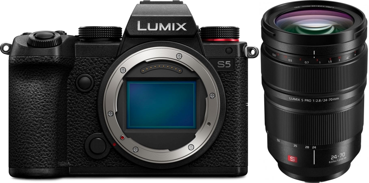 Panasonic Lumix DC-S5 + Lumix S Pro 24-70mm f2,8