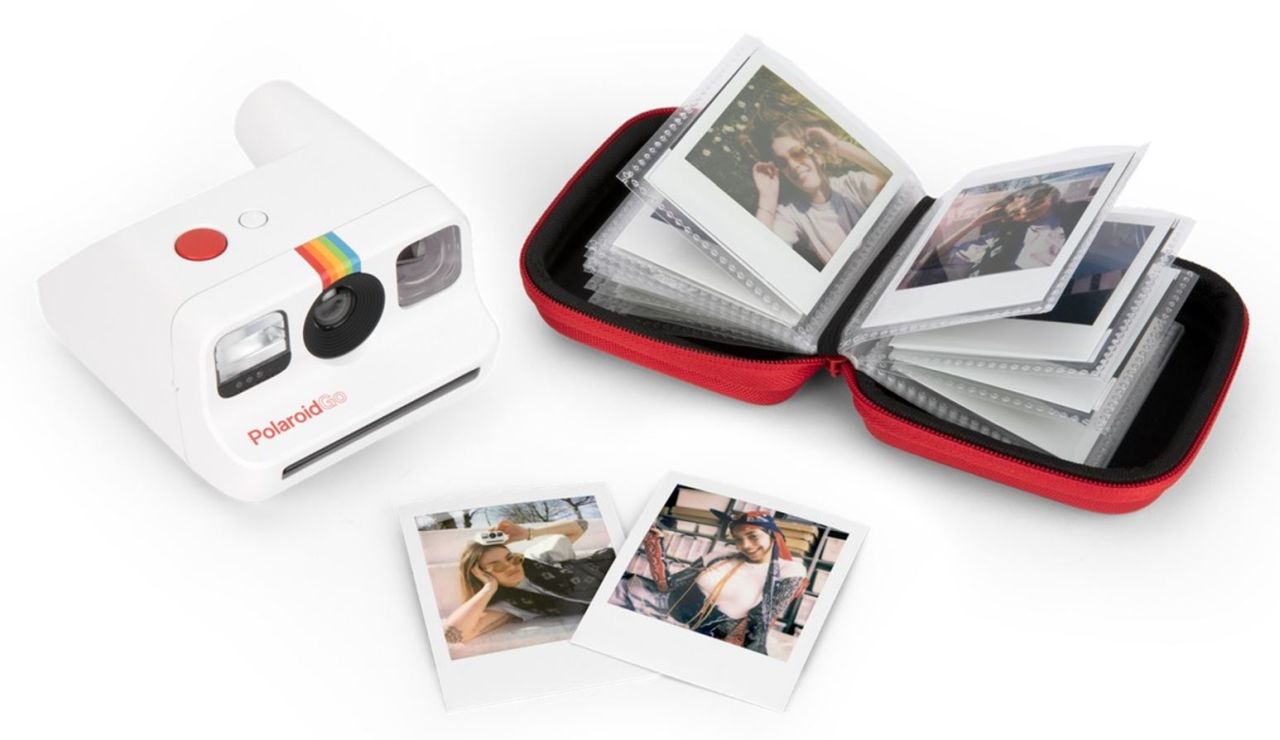 Technical Specs  Polaroid Go Pocket photo album red