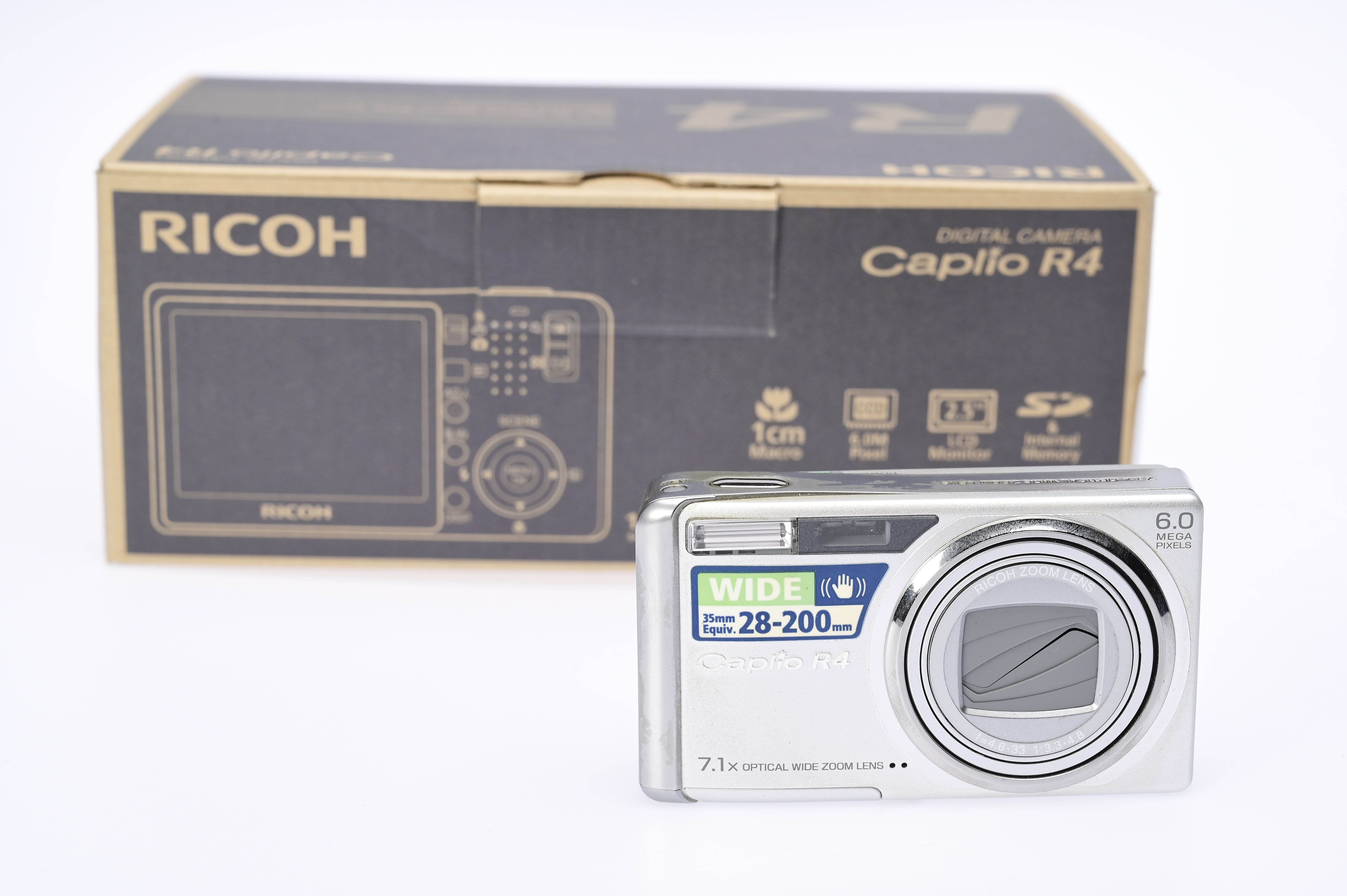 Ricoh Used Caplio R4 Silver #9166592 - Foto Erhardt
