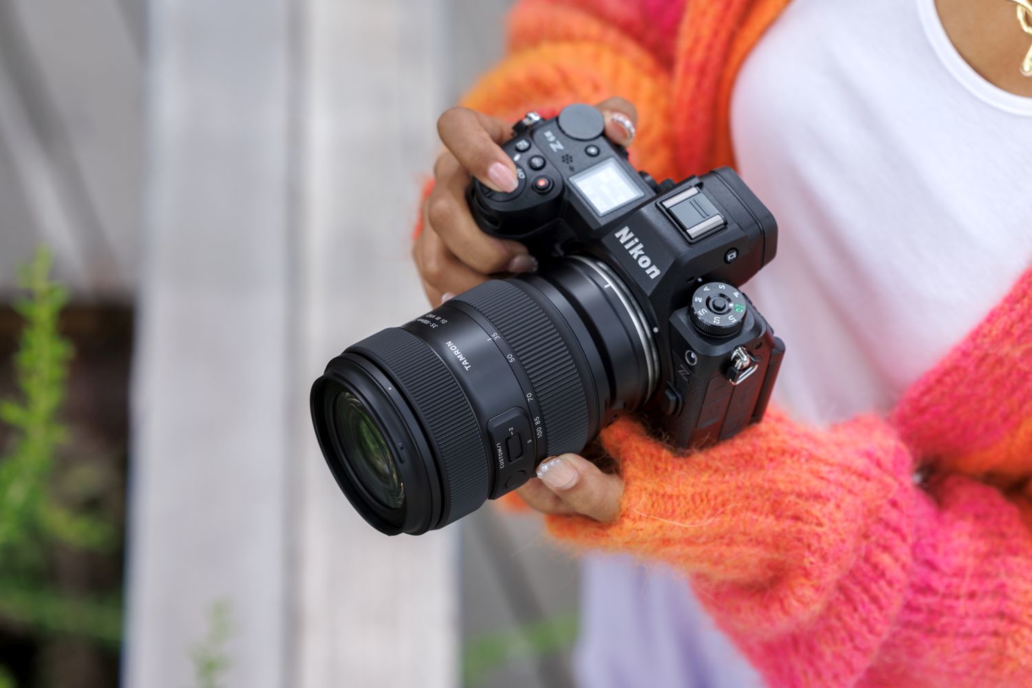 Nikon Z f + Tamron 35-100mm f2.8 Di III VXD - Foto Erhardt