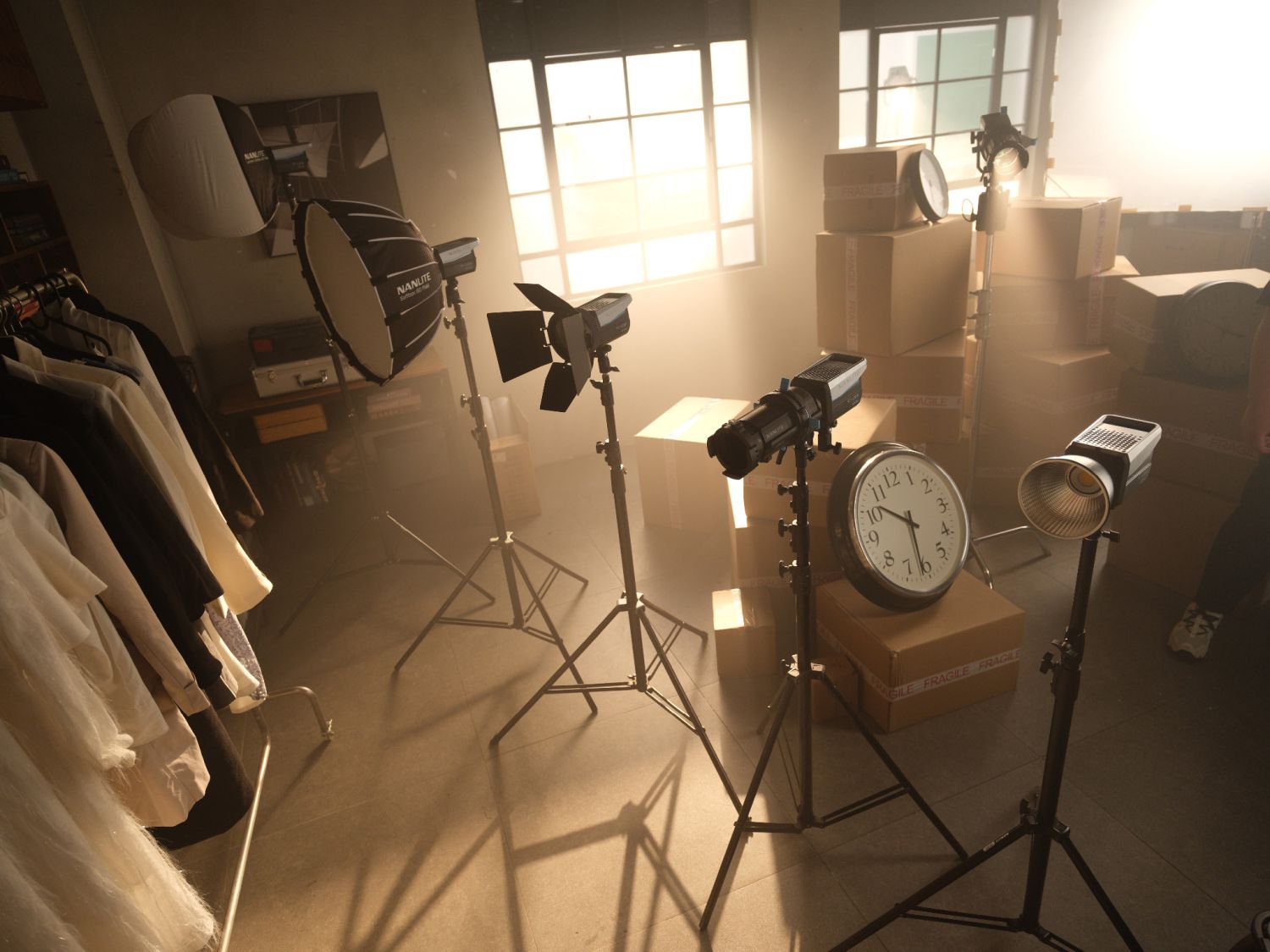 NANLITE FC-120B Bi-Color Reportage- und Studio-Scheinwerfer