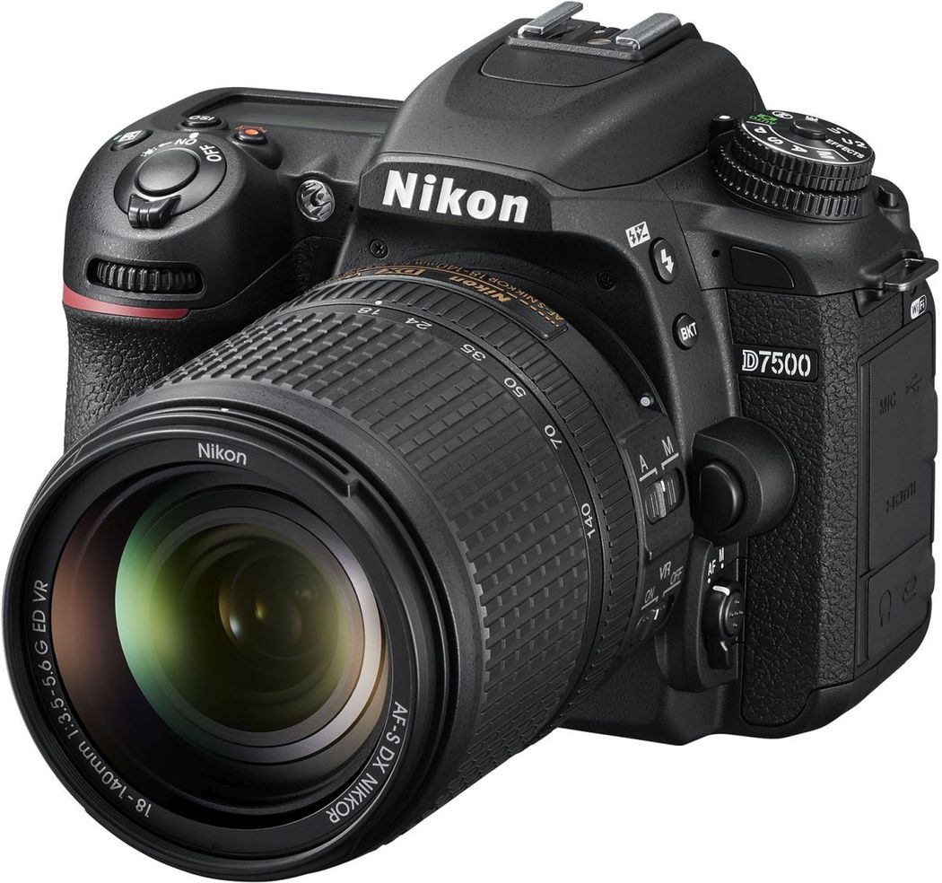 Nikon AF-S DX 18-140mm F3.5-5.6G ED VRあきの出品一覧 - レンズ(ズーム)