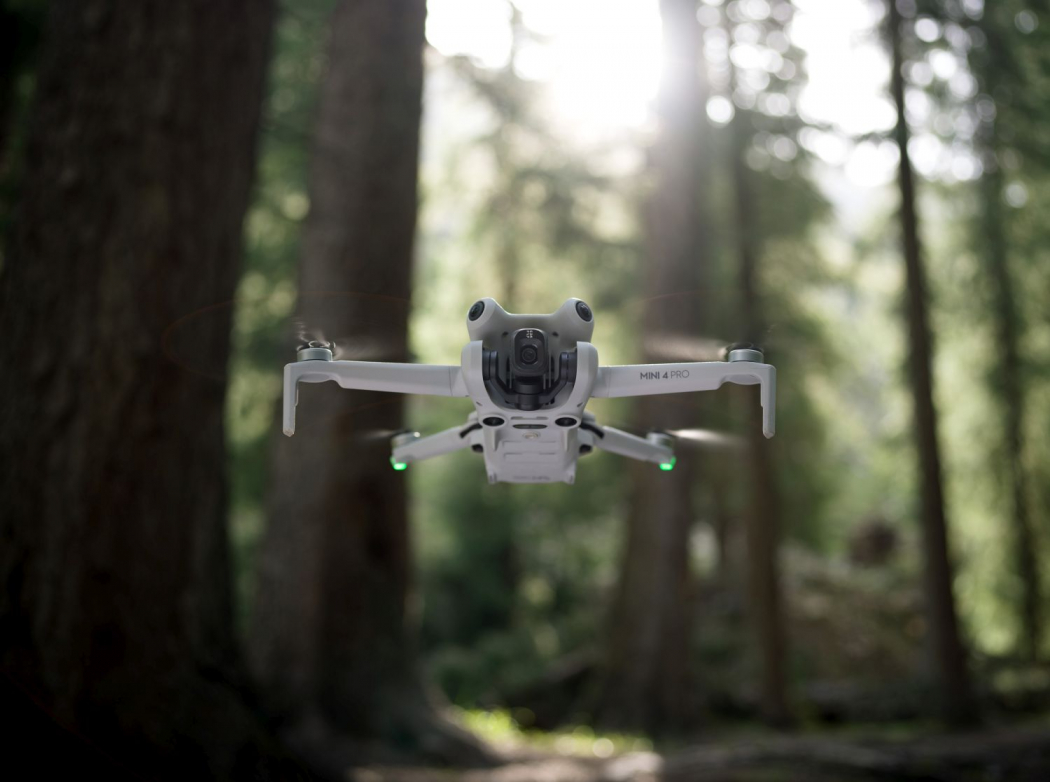 MD4-200, un mini drone réservé aux professionnels - Photos Futura