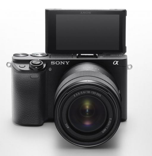  Sony Alpha a6400 Mirrorless Camera: Compact APS-C  Interchangeable Lens Digital Camera with Real-Time Eye Auto Focus, 4K  Video, Flip Screen & 18-135mm Lens (Renewed) : Electronics