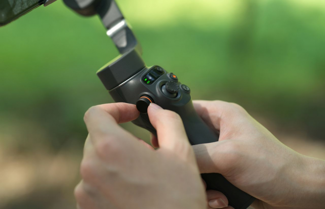 DJI Osmo Mobile 6 arrives with improved subject tracking - Amateur  Photographer