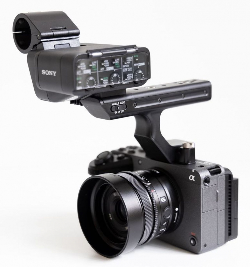 Sony ILME-FX30 + handle - Foto Erhardt