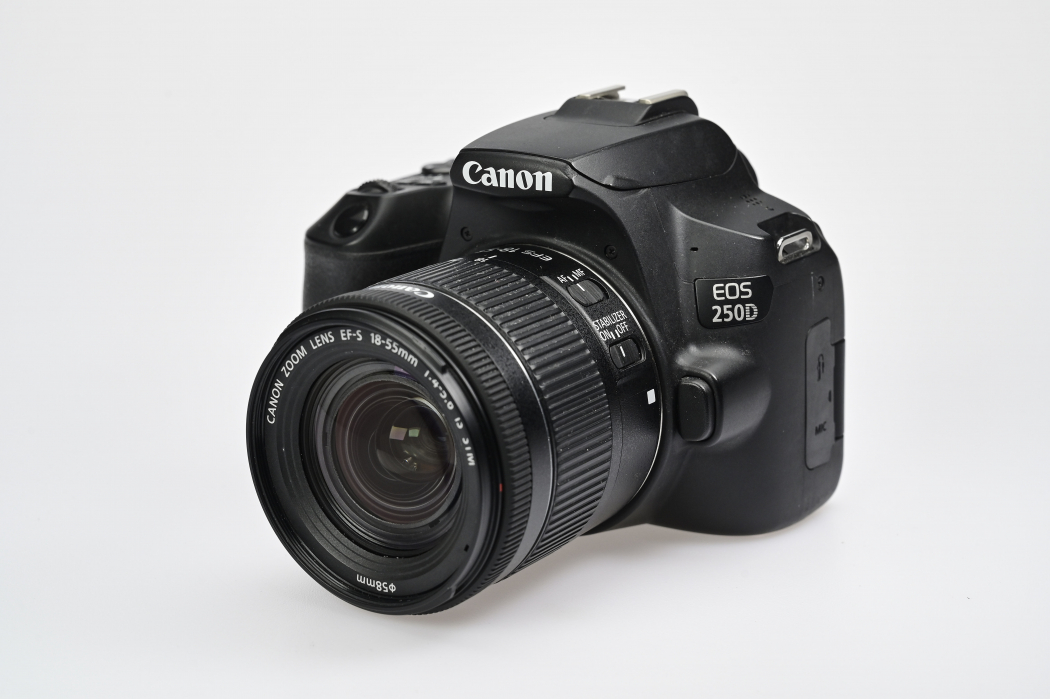 canon-eos-250d-18-55mm-