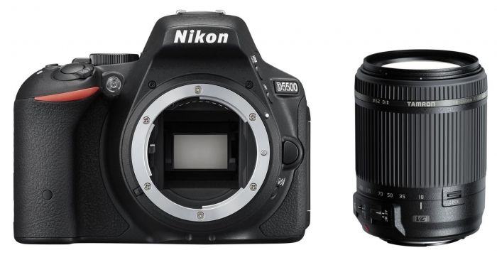 Appareil photo reflex numérique Nikon noir sur l'eau photo – Photo