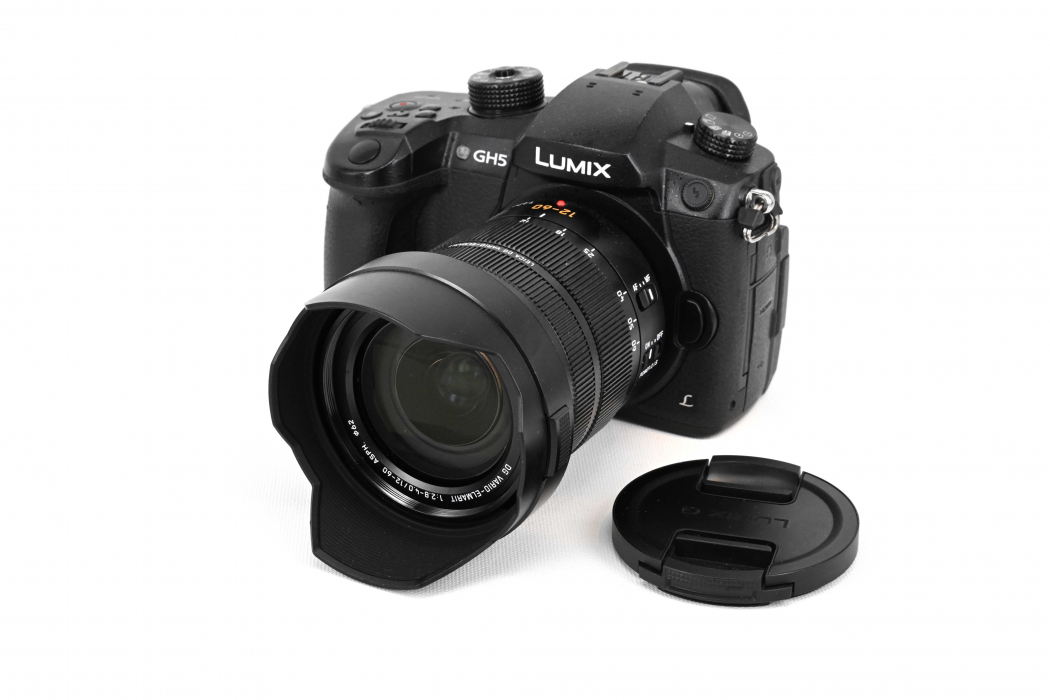 LUMIX GH5 パナライカ12-60 Panasonic Lumix GH5 Mirrorless Camera with 12-60mm Lens DC-GH5LK
