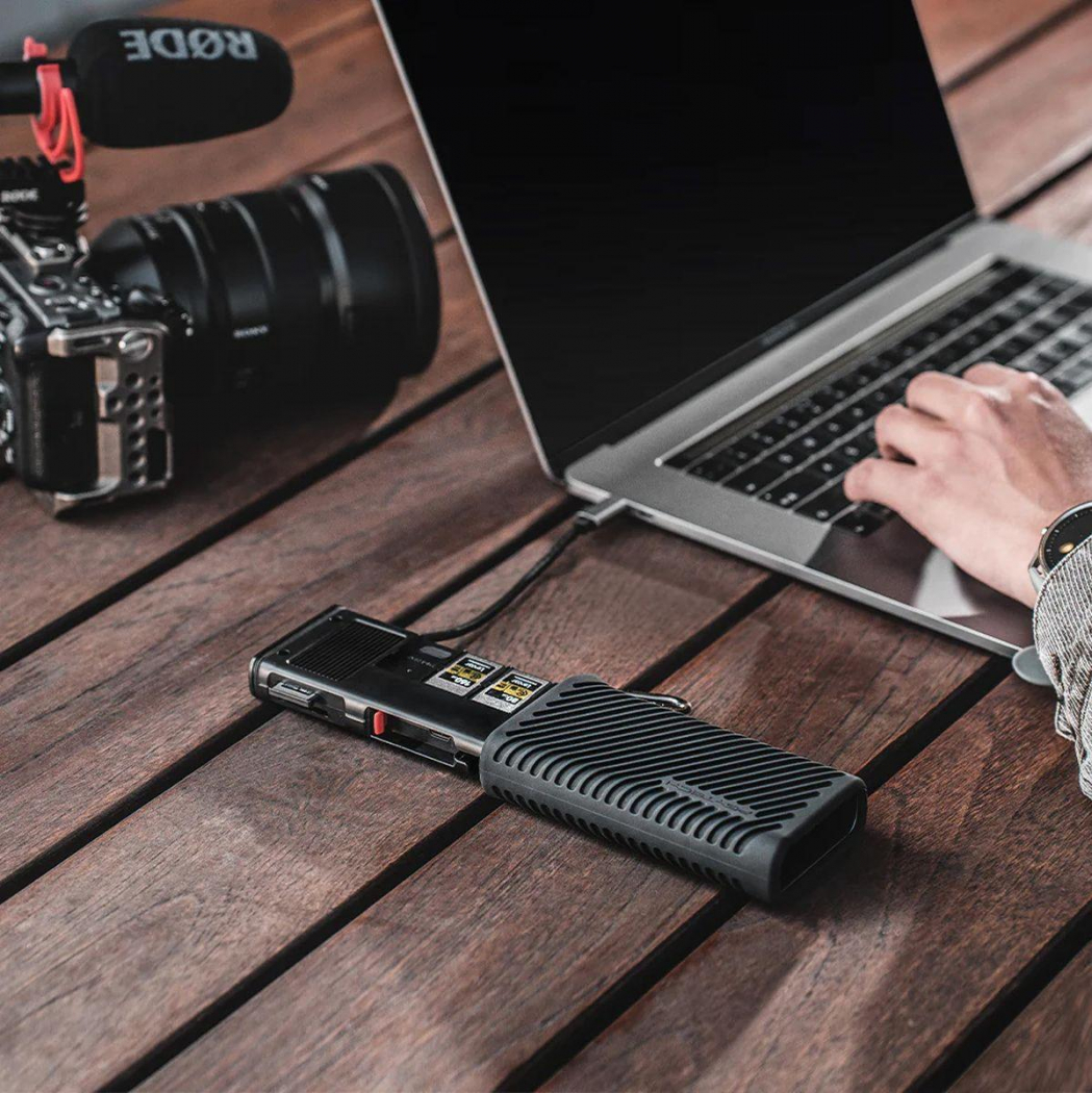 PGYTECH CFexpress CreateMate Card Reader A/SD schwarz