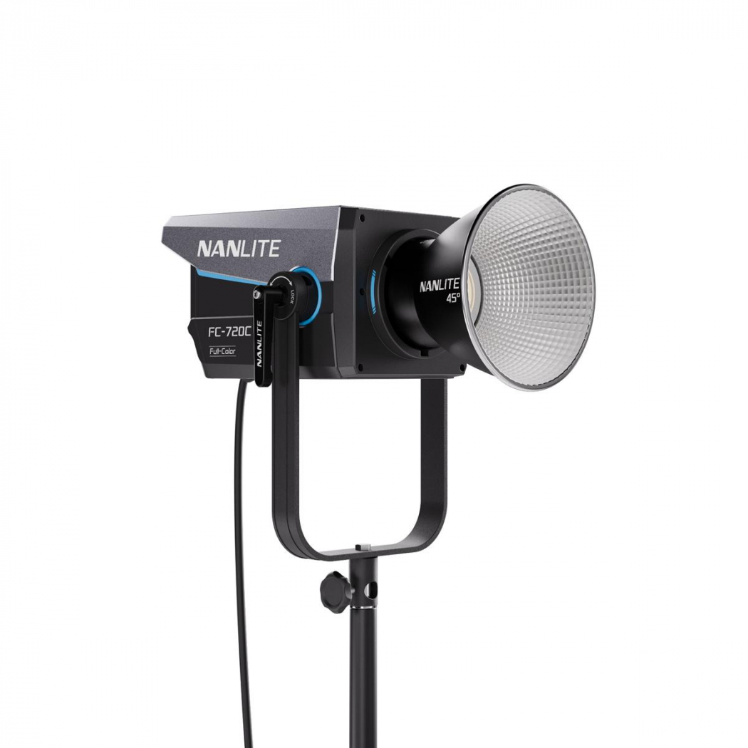 NANLITE FC-720C Full-Color Reportage- und Studio-Scheinwerfer