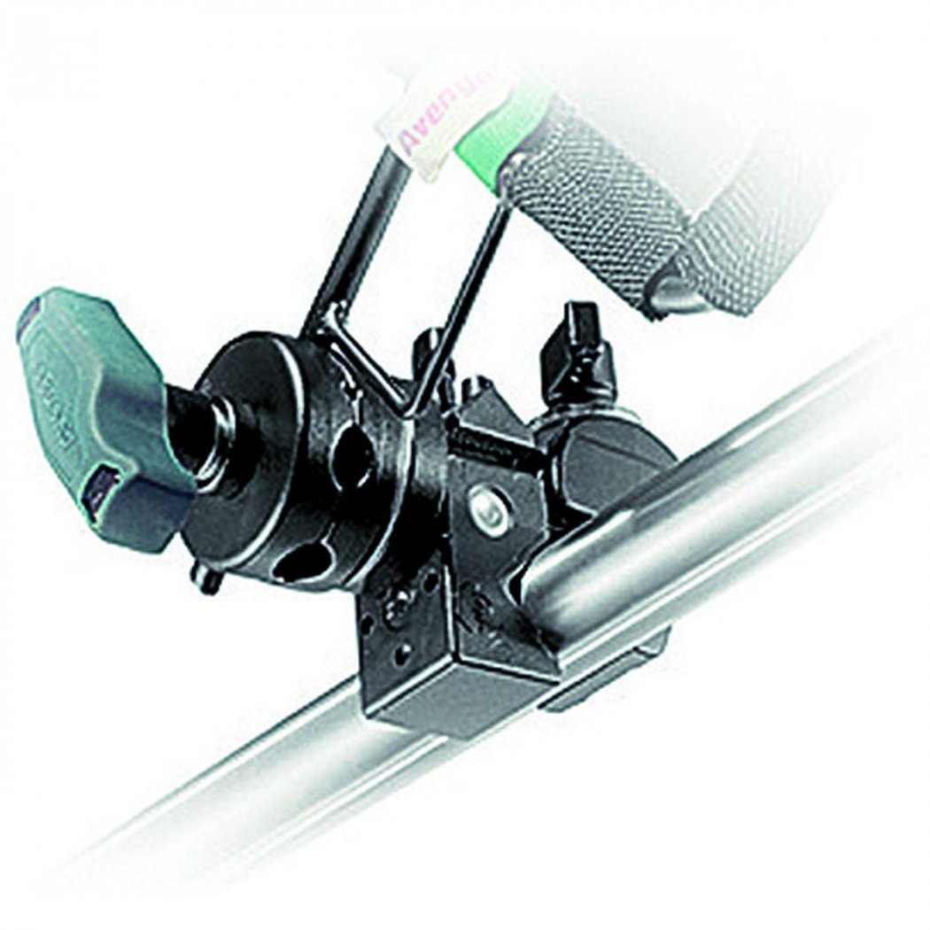 Avenger D230 Grip Head mit Super Clamp