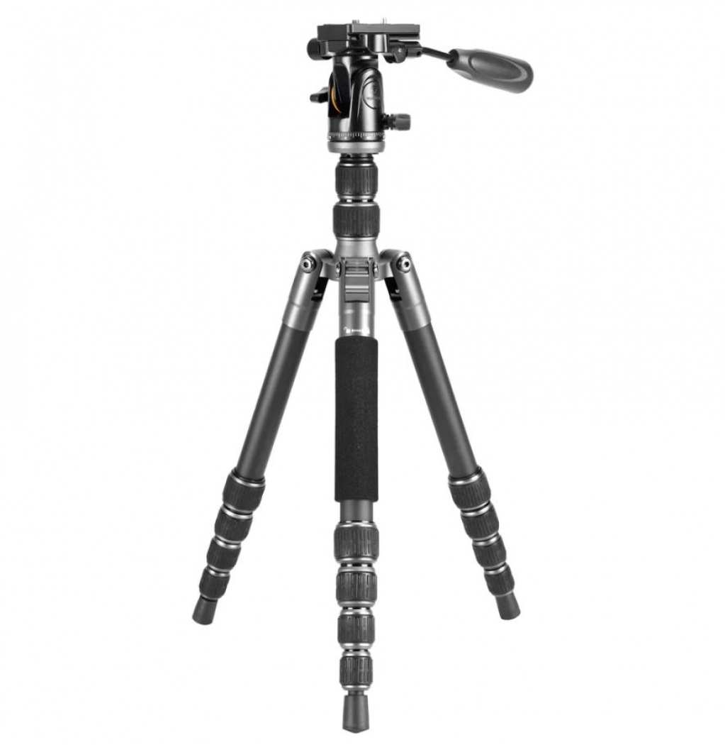Vanguard VEO GO 235AP aluminum tripod with head Foto Erhardt