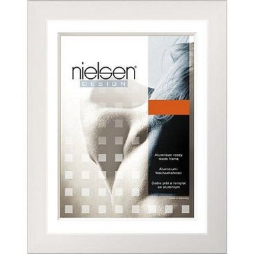 Nielsen Essential 18x24 4834005, White