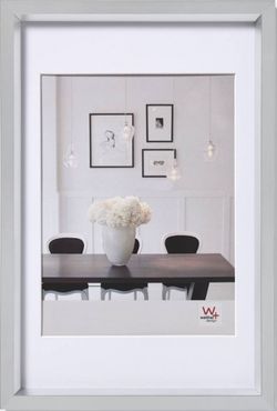 Walther Plastic frame Steel Style ES030S 20x30cm silver