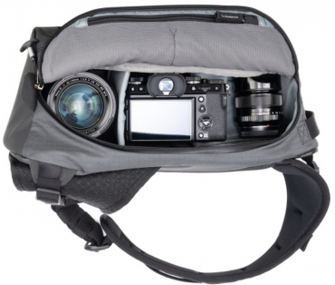 thinkTank PhotoCross V2 11L Basalt Black