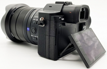 Sony DSC-RX10M5 + Sony 512GB SDXC Cl10 UHS-II U3 V60