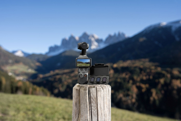 DJI Osmo Pocket 4 + SanDisk 64GB microSDXC