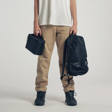Urth Arkose 20l Backpack + insert pour appareil photo noir