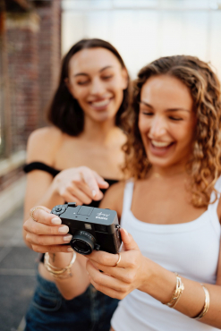 Fujifilm X-HF1 Schwarz + SanDisk Extreme SDXC 128GB/200MB