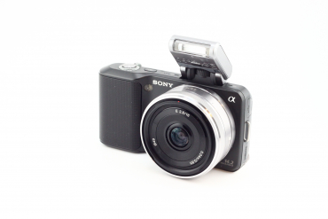 Sony Used NEX-3 #9167635
