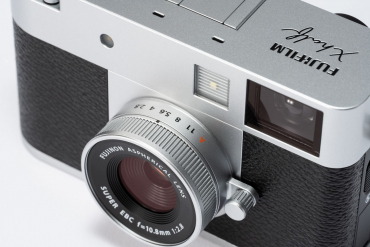 Fujifilm X-HF1 Silber