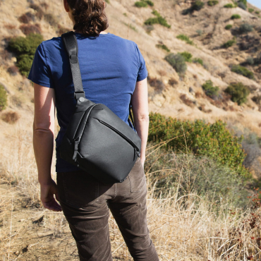 Peak Design Everyday Sling V2 6 Liter - Black (Black)
