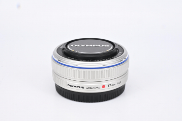 Olympus M.Zuiko 17mm f2,8 silber gebraucht #9070463