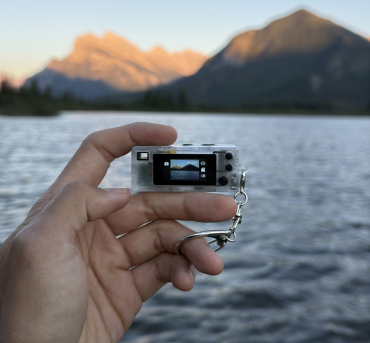 Kodak Charmera key fob digital camera