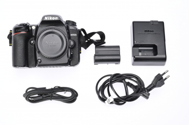 Nikon D7500 Gehäuse gebraucht #9165769