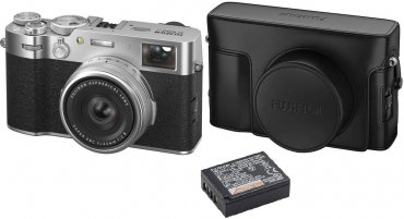 Fujifilm X100VI silber + NP-126 + LC-X100V