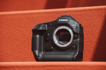 Canon EOS R1 + RF 100-300mm f2.8 L IS USM