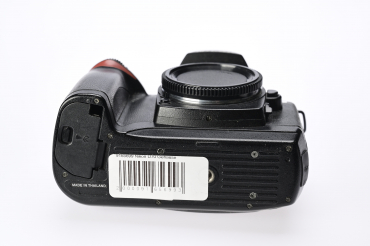 Nikon D70 Gehäuse gebraucht #9165699