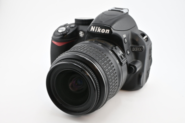 Nikon D3100 + 18-55 3,5-5,6 GII gebraucht #9167181