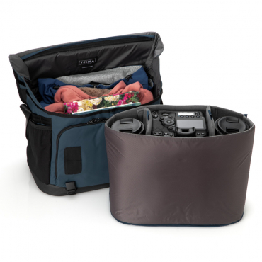 Tenba DNA 16 Slim Messenger Tasche Blau