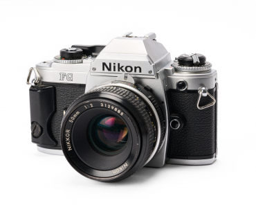 Nikon FG+Gratis-Objektiv 50mm/2,0 gebraucht #9171046 - 9171046 Nikon FG+Gratis-Objektiv 50mm/2,0 gebraucht #9171046